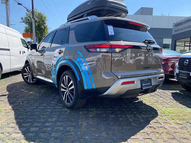 Nissan Pathfinder