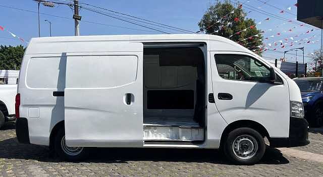 Nissan Urvan