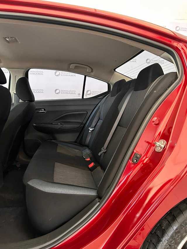Nissan Versa