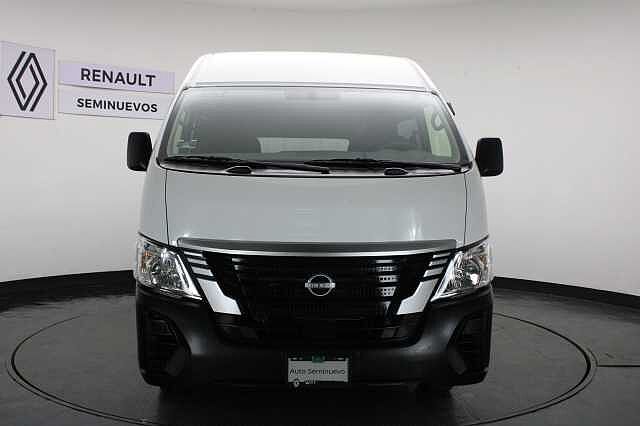 Nissan Urvan