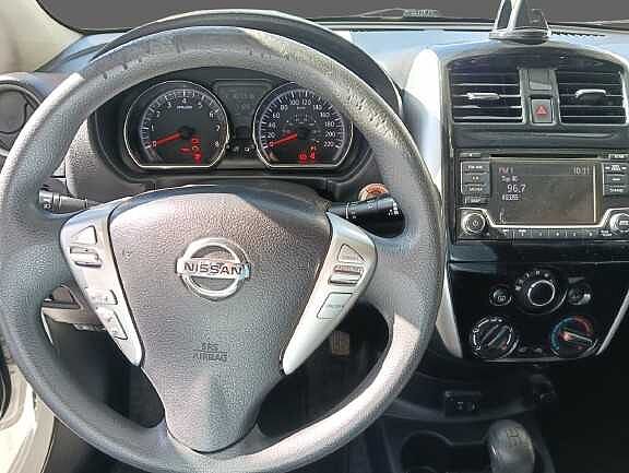 Nissan Versa