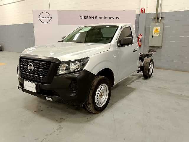 Nissan NP300