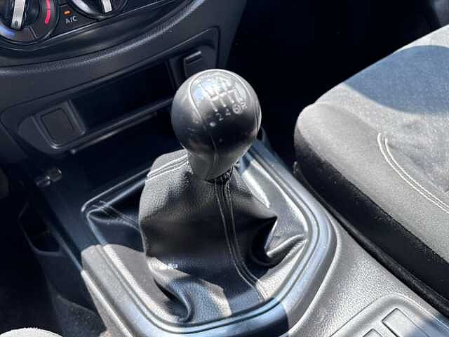 Nissan NP300 Frontier