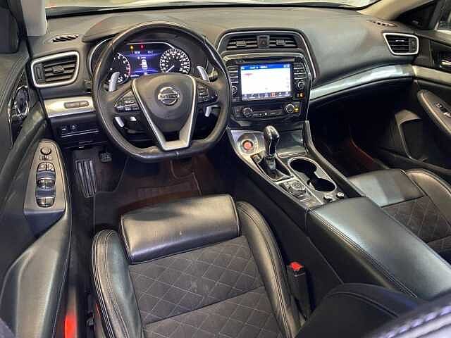 Nissan Maxima