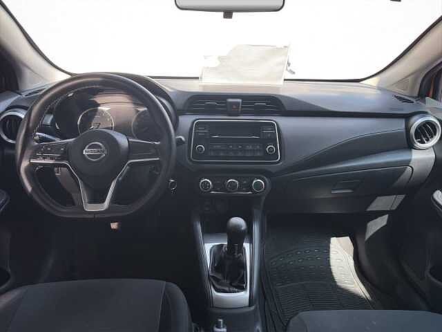 Nissan Versa
