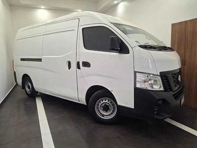 Nissan Urvan