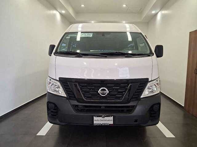 Nissan Urvan