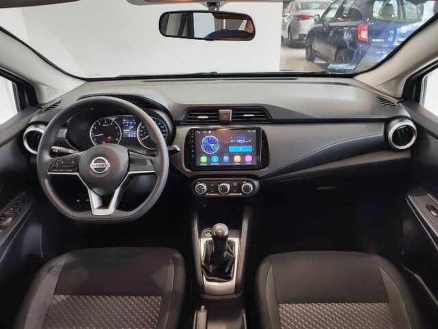 Nissan Versa