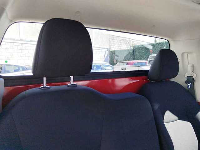 Nissan NP300 Chasis Cabina