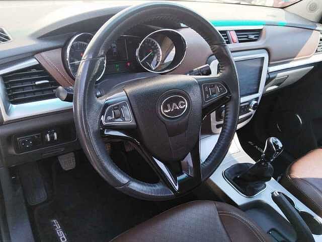 JAC Frison T8