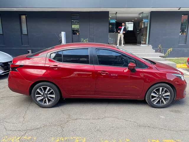 Nissan Versa