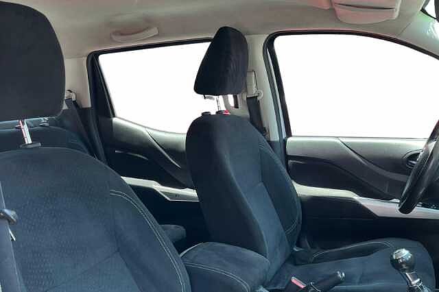 Nissan NP300 Frontier