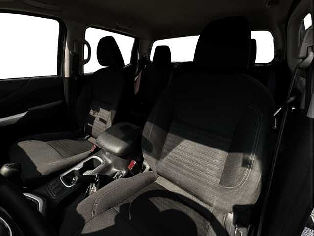 Nissan NP300 Frontier