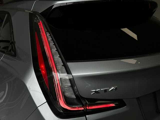 Cadillac XT4