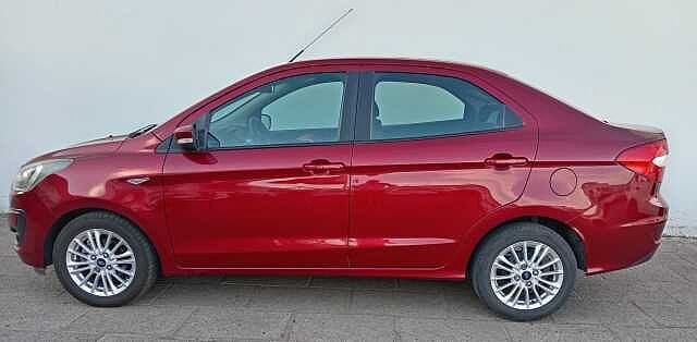 Ford Figo Sed&aacute;n