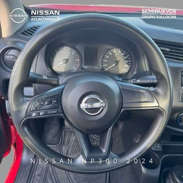 Nissan NP300 Chasis Cabina