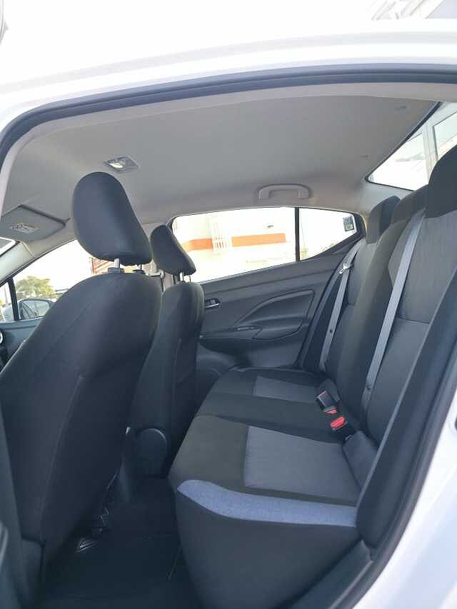 Nissan Versa
