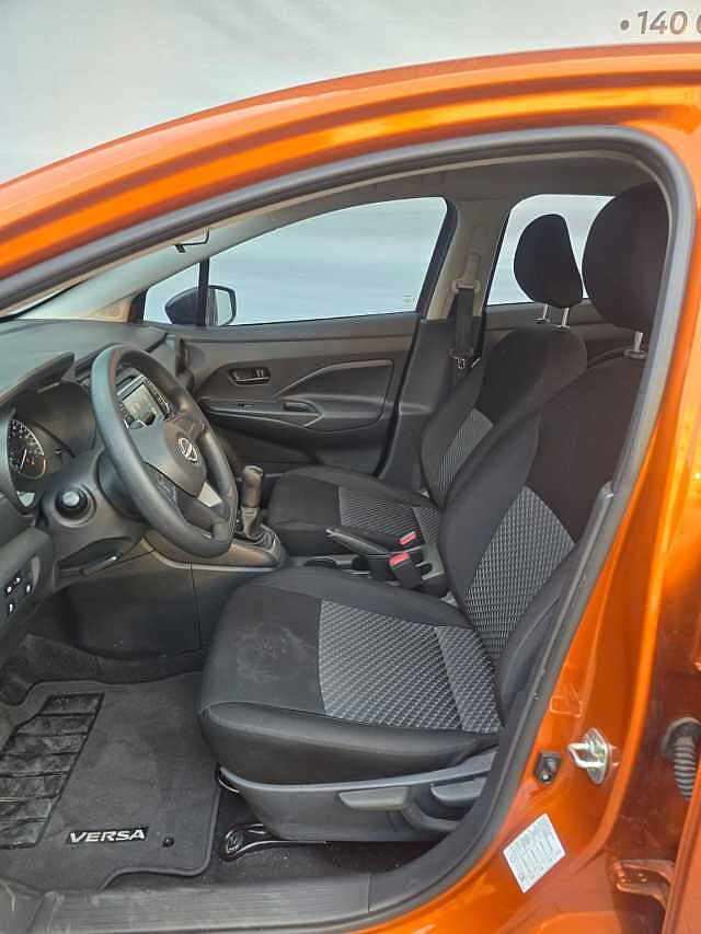 Nissan Versa