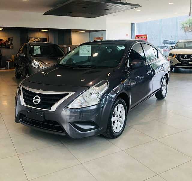 Nissan Versa