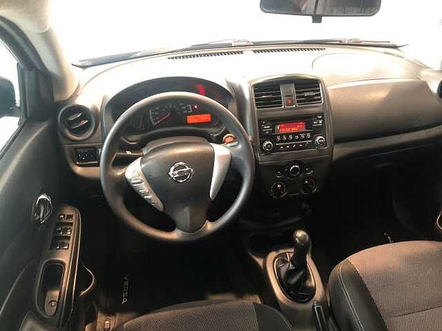 Nissan Versa