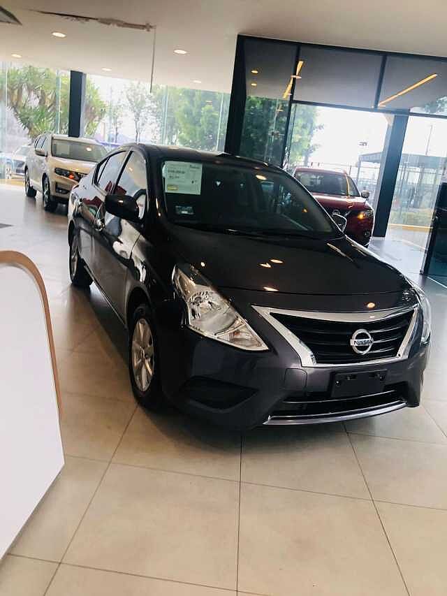 Nissan Versa