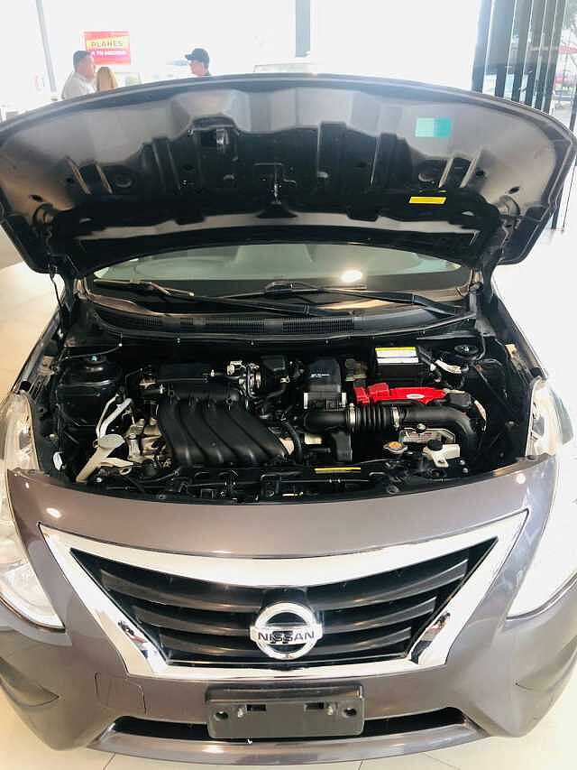 Nissan Versa