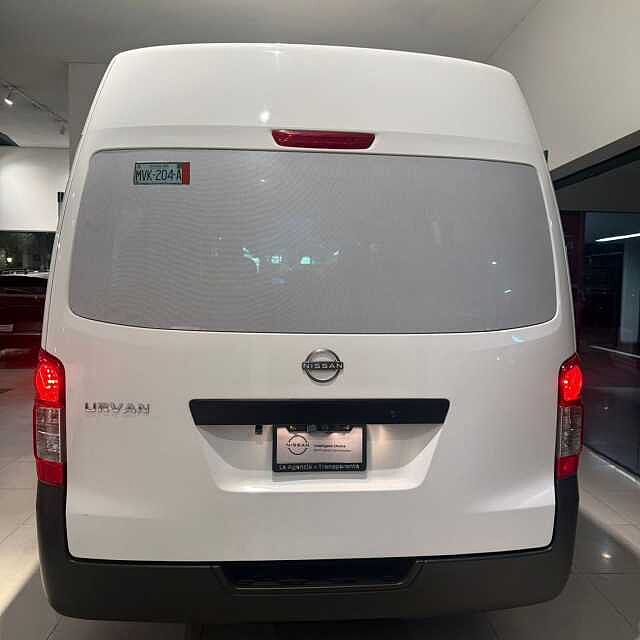 Nissan Urvan
