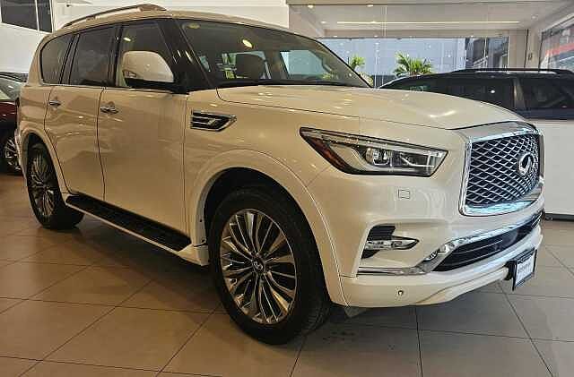 Infiniti QX80
