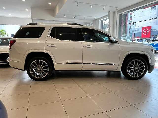 GMC Acadia