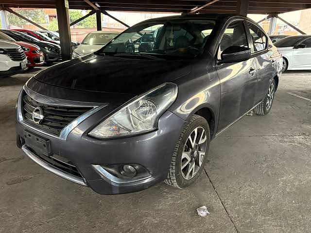 Nissan Versa