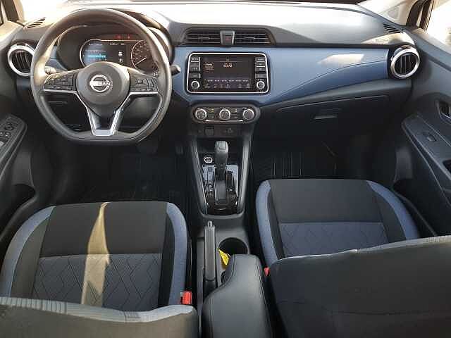 Nissan Versa