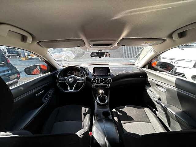 Nissan Sentra