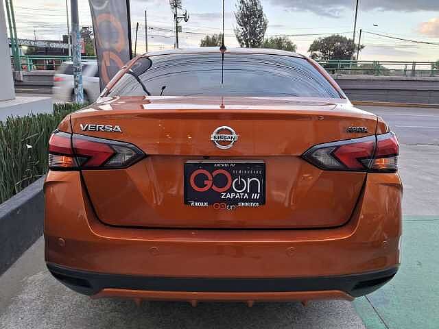 Nissan Versa