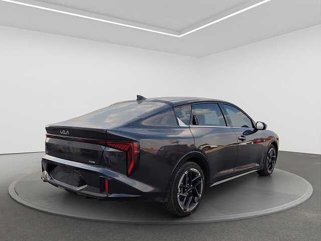 Kia K4