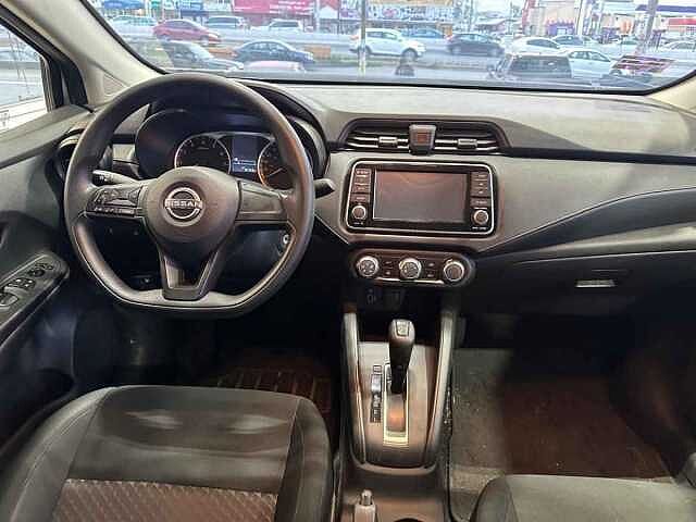 Nissan Versa