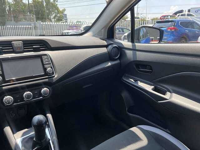 Nissan Versa