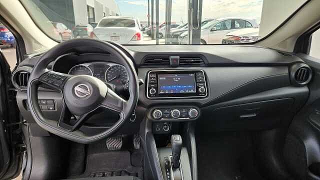Nissan Versa